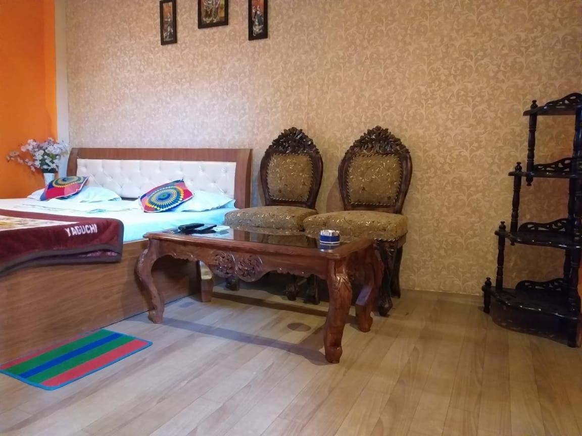 Buddha Guest House Váránasí Exteriér fotografie